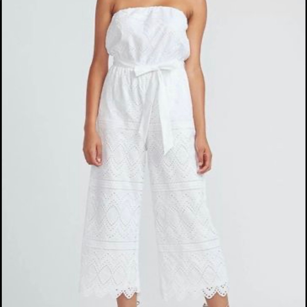Express Women's CStrapless Lack Culotte Jumpsuite, White Size M